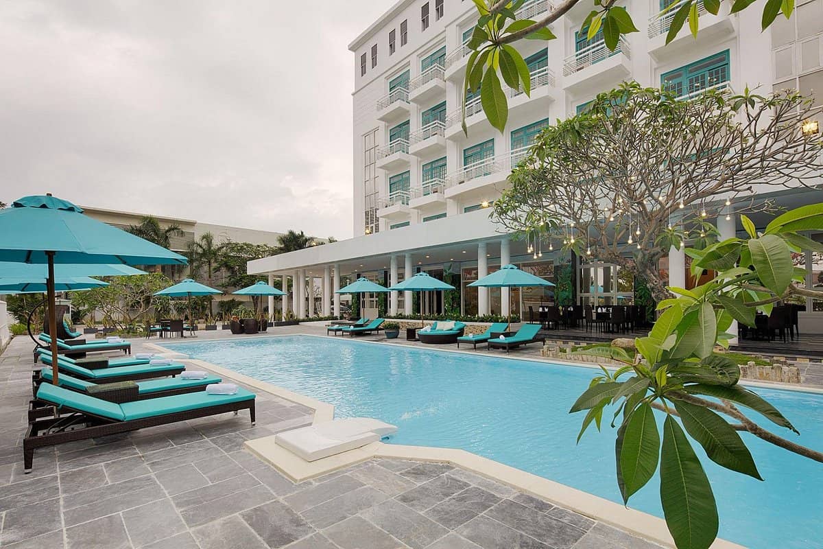 Flora Beach Hotel & Spa Đà Nẵng