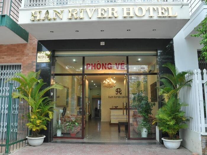 hotel near ga đà nẵng audio