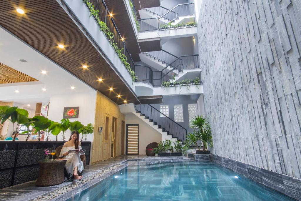 Khách Sạn Có Bể Bơi Đẹp Ở Đà Nẵng